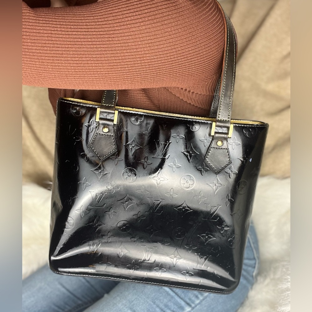 Louis Vuitton Houston Shoulder bag